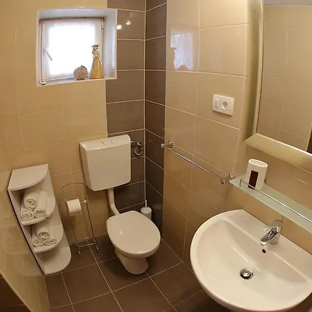 Apartman Greta *